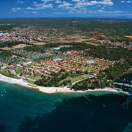 Happy Camp Mobile Homes In Centro Vacanze Bi Village Fažana Εξωτερικό φωτογραφία