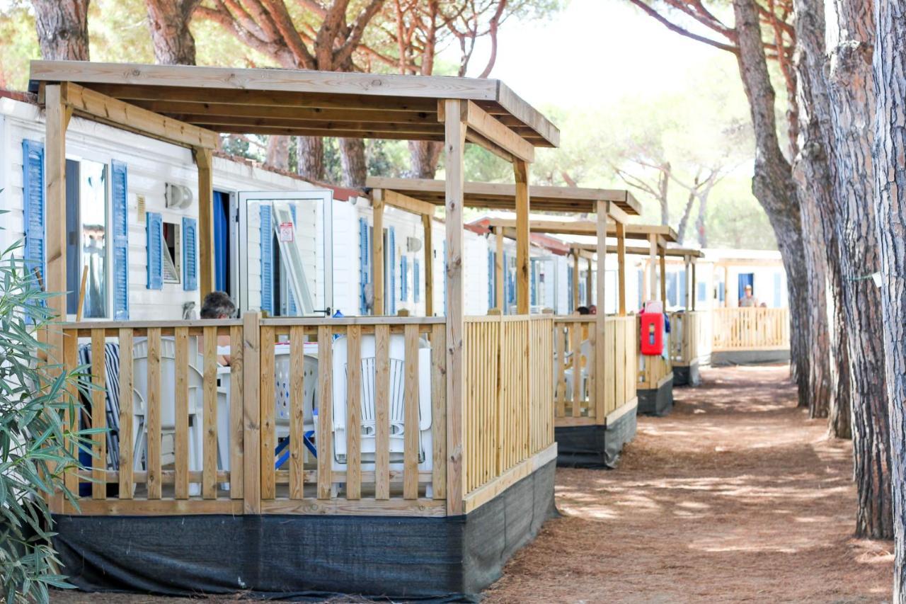 Happy Camp Mobile Homes In Centro Vacanze Bi Village Fažana Εξωτερικό φωτογραφία